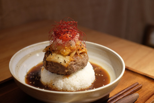 觀塘漢堡扒店推碗底10大驚喜！請食霸王餐／$1份小食／打電話享半價