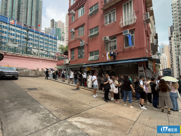 上環後巷中午驚現排隊人龍！激長蛇餅目測近50人只為搶一物