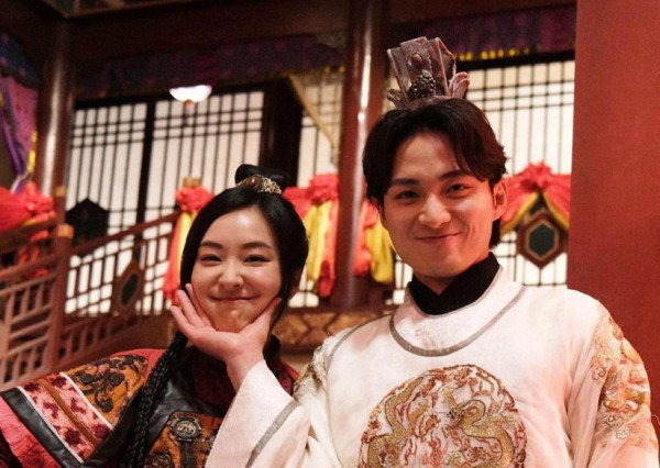 陳瀅激罕染金髮新造型氣質判若兩人 竟被指撞樣港產女優繪麗奈