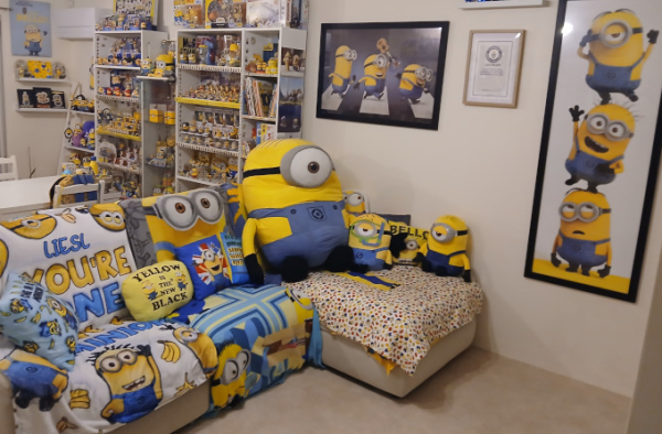 熱愛Minions15年！52歲媽媽以超過1035件收藏創健力士世界紀錄 