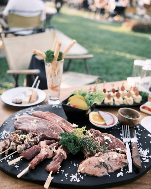 清邁自由行懶人包 | 日落燒烤/夢幻白廟/人氣市集