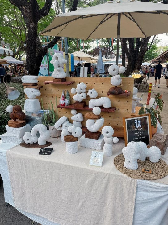 清邁自由行懶人包 | 日落燒烤/夢幻白廟/人氣市集