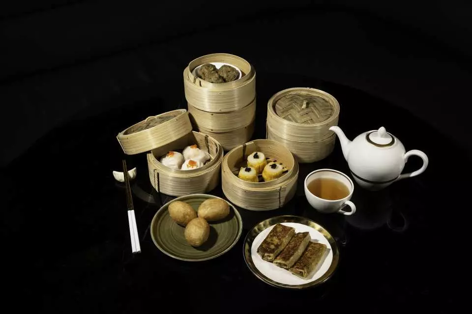 香港美利酒店任食點心買一送一！3小時任食帶子燒賣/黑毛豬叉燒+暢飲紅白酒