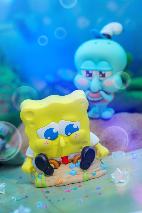 Hot Toys 推出《海綿寶寶》COSBI 盲盒迷你人偶系列 8+1 隱藏版兔兔裝心動登場