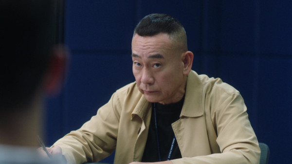 刑偵12｜林保怡15年不變獲讚「凍齡有道」 網民激讚真‧老戲骨：一皺眉就好有戲
