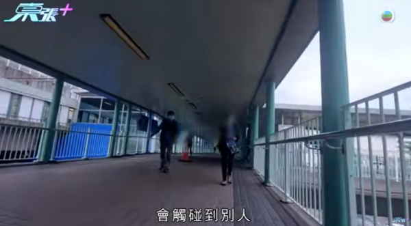大圍「伸拳姐」無差分攻擊，圖片來源︰東張西望。