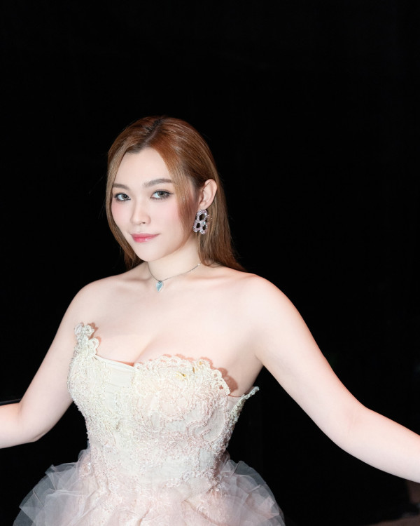 《新聞女王2》主題曲原唱者炎明熹正式被叮走 傳由呢位實力派力捧女歌手頂上