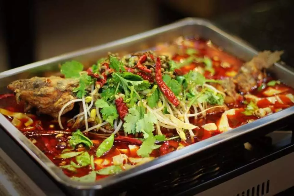 九龍城台式雞煲烤魚放題半價！人均$99！88分鐘任食酸菜烤魚/麻辣雞煲