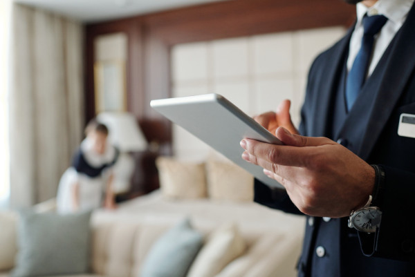 遊日注意︱日本四國酒店男員工凌晨潛入房間 偷摸女遊客腳部 酒店未主動報警 