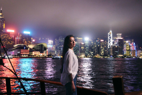 木村拓哉女兒光希驚喜現身中上環 搭電車/張保仔號沉醉香港迷人夜景 