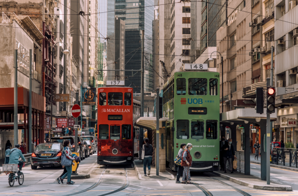 木村拓哉女兒光希驚喜現身中上環 搭電車/張保仔號沉醉香港迷人夜景 