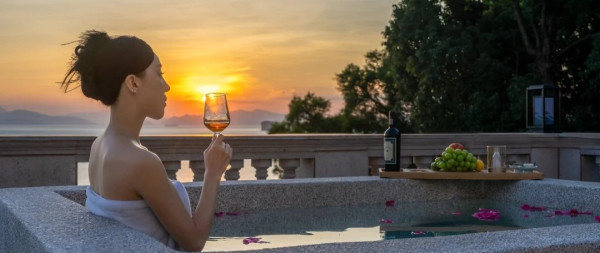 海島日記·半山私湯莊園（圖片來源：小紅書@海島日記· 半山私湯莊園）