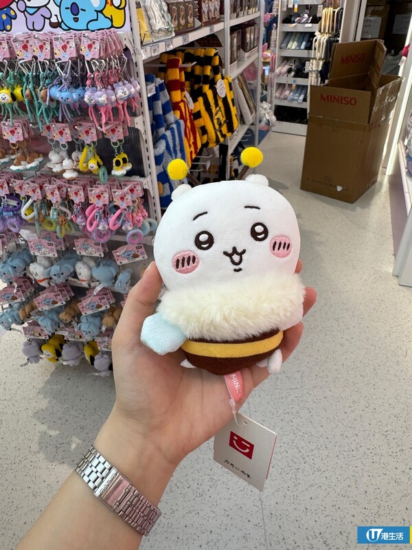 現場直擊！銅鑼灣MINISO旗艦店3,000呎佔兩層！史迪仔主題店/Care Bears/Chiikawa