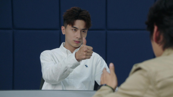 刑偵12｜蔥頭丘梓謙首演變態奸角獲讚眼神超有戲 睇《寒戰》向梁家輝偷師惡補演技