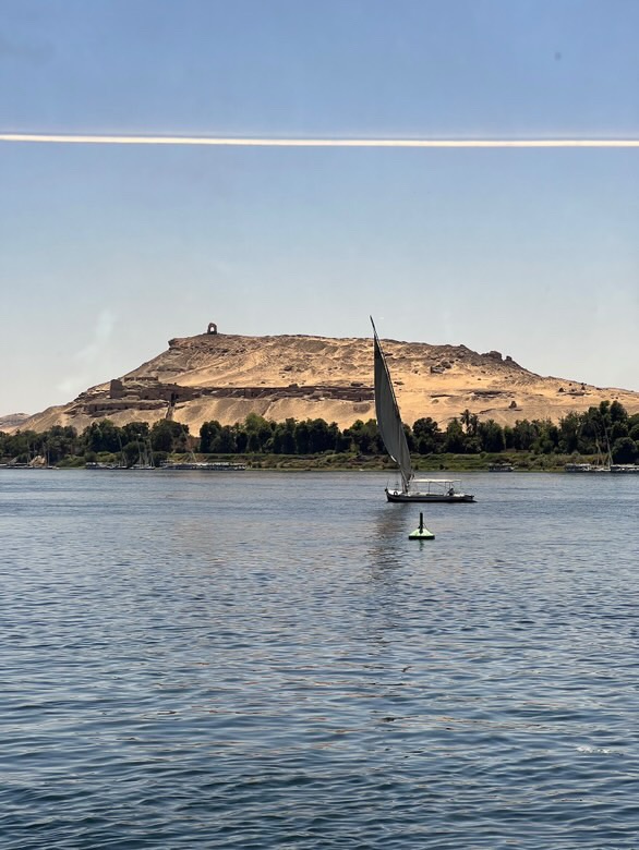 港人報萬八蚊埃及團中伏力數3大罪狀！ 特種兵行程/酒店貨不對辦/40度旅遊車壞冷氣 