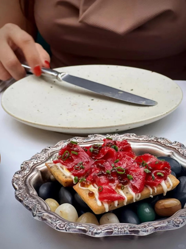 OBSIDIAN(圖片來源:小紅書@THE OBSIDIAN) OBSIDIAN(圖片來源:小紅書@THE OBSIDIAN)