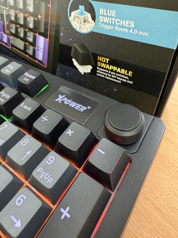 實試｜XPower Palles三模熱插可換軸機械鍵盤 Gasket結構+青軸手感＄399抵玩星空鍵盤