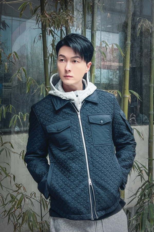 王浩信漂染全頭白金毛判若兩人 新形象如改頭換面嚇窒網民認唔出