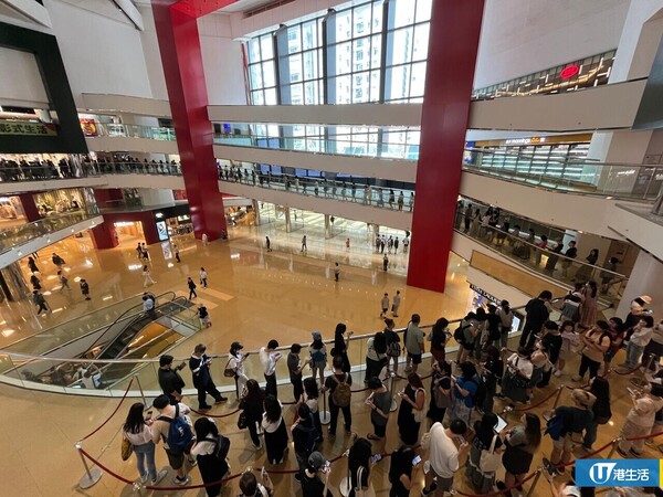 GU分店門外現大蛇餅！大排長龍買Chiikawa聯乘新品！極高人氣僅呢款仍然有貨