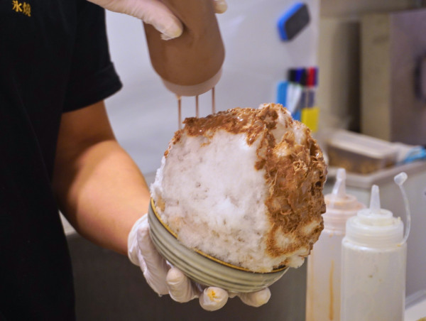 北角美食｜新開日式刨冰＋銅鑼燒店「氷燒」日本西尾抹茶/蜂蜜豆腐/黑芝麻紅豆