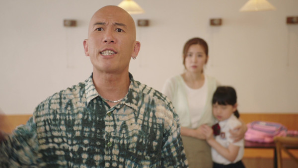 刑偵12｜陳自瑤囡囡原來係《九龍城寨》「魚蛋妹」 劇組一個原因睇中呢位10歲童星