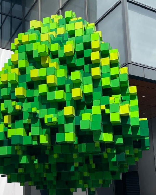 像素樹(圖片來源:IG@onefukuokabldg.official) 像素樹(圖片來源:IG@onefukuokabldg.official)