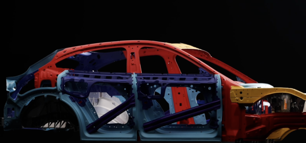小米YU7｜賽車防滾架打造安全堡壘 1.1米天際屏科技感爆棚【大量細節圖】