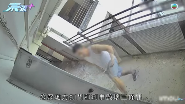 黃大仙現瘋狂鄰居極擾民，影片截圖，圖片來源︰東張西望。