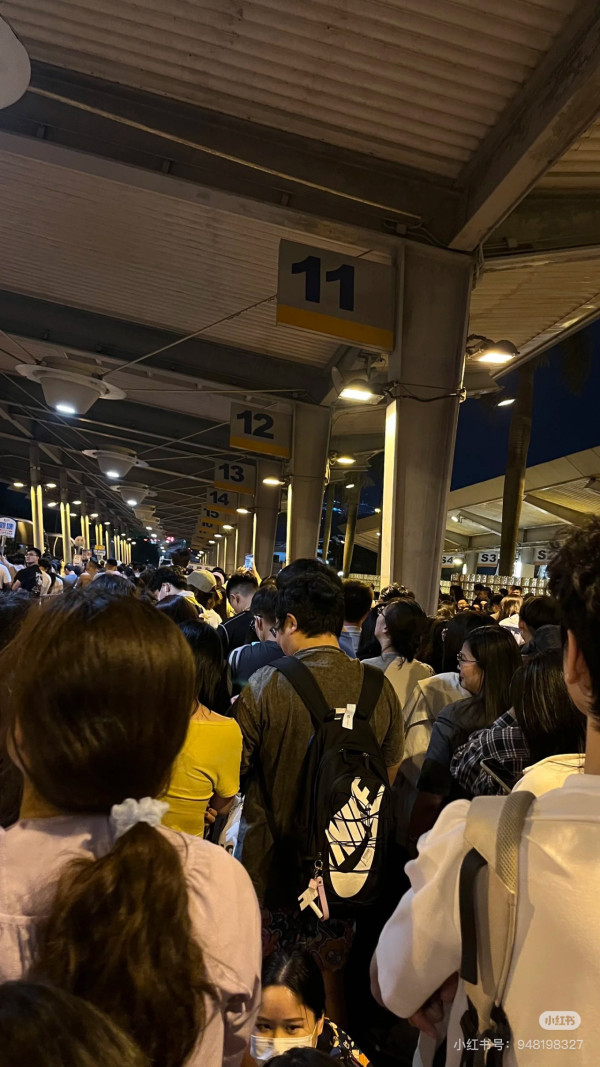 JJ林俊傑演唱會｜內地歌迷跨境睇騷 深夜迫爆口岸 過境巴士大排長龍