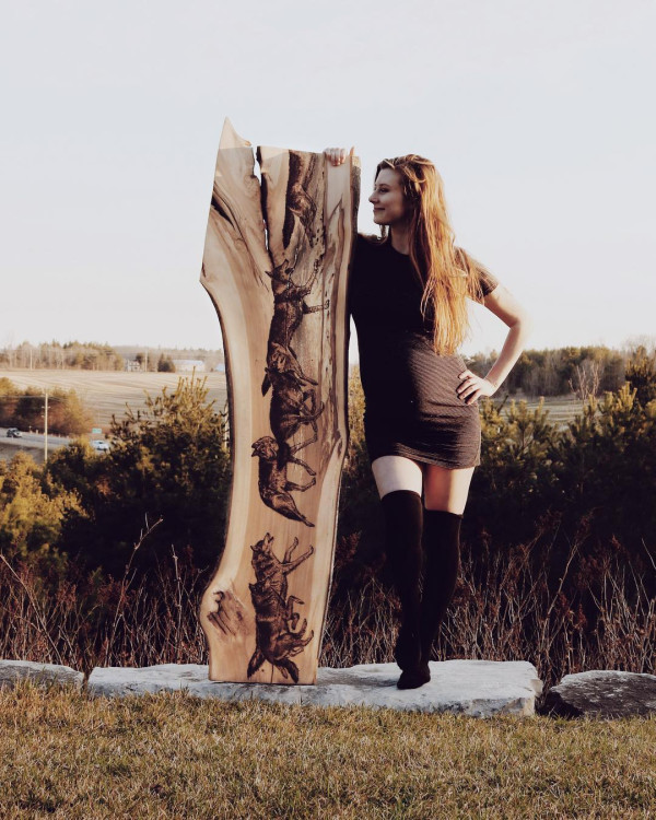 動物烙畫將廢棄木頭當畫布 醫科生變藝術家巧手還原大自然之美 