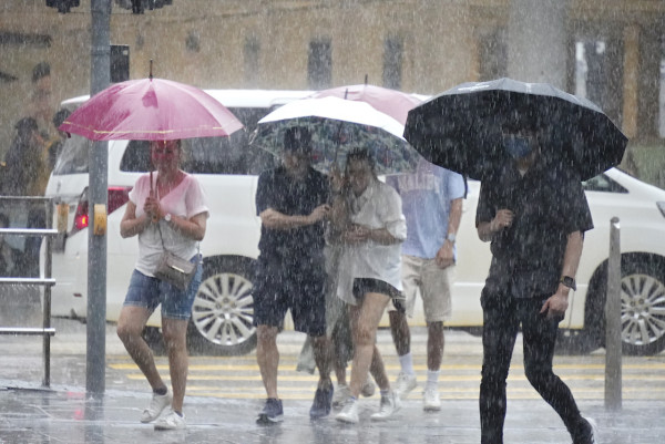 天文台：周三起有驟雨及狂風雷暴 端午節最高氣溫29度