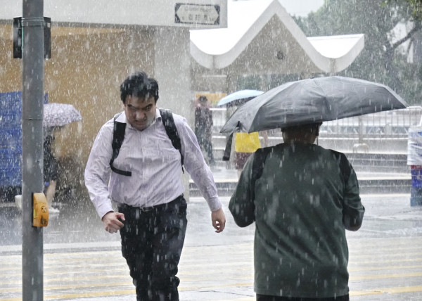 天文台：周三起有驟雨及狂風雷暴 端午節最高氣溫29度