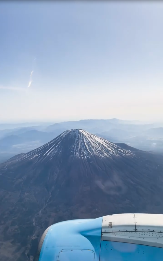 日本期間限定靜岡富士山包機航班!每位千三港幣起 富士山上空50分鐘飛行體驗