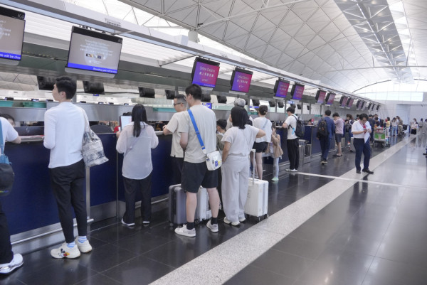 今年機場客運量預計達6,600萬，二號大樓料分流兩成。（圖片來源：HKET圖片庫）