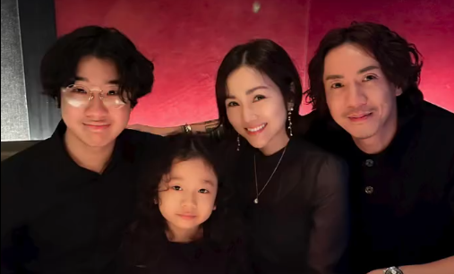 謝安琪貼身聘用18歲小鮮肉男助手！親密依偎合照曝光揭真實身份