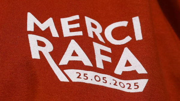 拿度退役重返成名地法網主場館  網球「四大天王」夢幻同框！揮淚告別球迷 