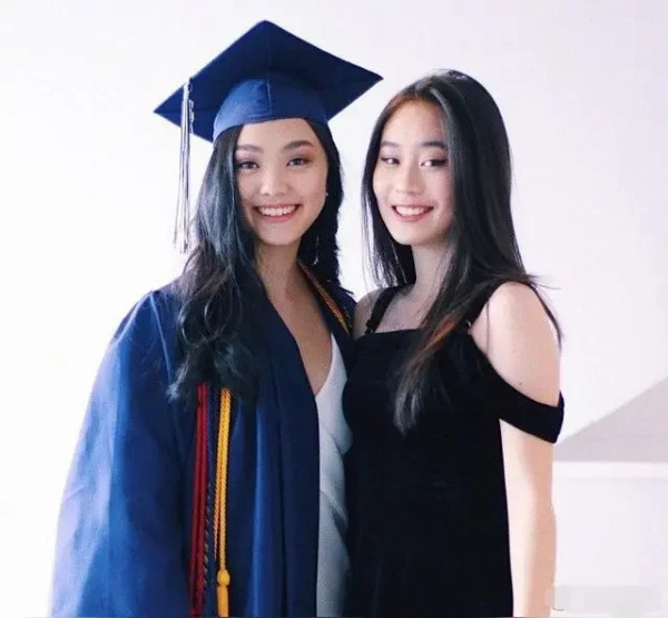 李連杰細女名牌大學畢業赴美見證　完美遺傳太太利智精緻美貌！4名女兒均是學霸