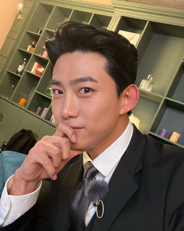 我奪走了公爵的初夜線上看（圖片來源：IG@taecyeonokay）