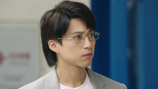 刑偵12｜吳業坤演張振朗次人格獲讚演技躍進 婚後三喜臨門宣布殺入空手道港隊