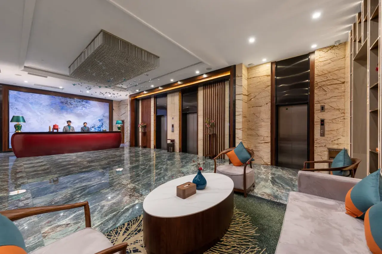 深圳北站酒店10間推介！人均9起！步行直達地鐵 Moxy/希爾頓歡朋/智選假日 