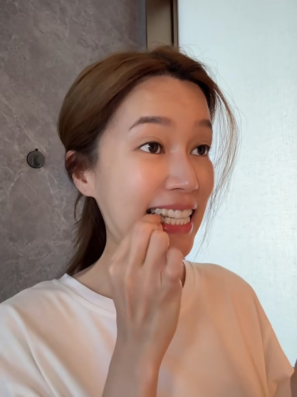 40歲傅嘉莉公開最真實素顏樣貌 中女膚況現形震驚網民：似18歲！