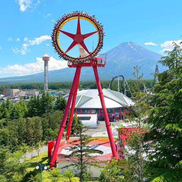 第4位:富士急樂園(圖片來源:Facebook@富士急ハイランド ) 第4位:富士急樂園(圖片來源:Facebook@富士急ハイランド )
