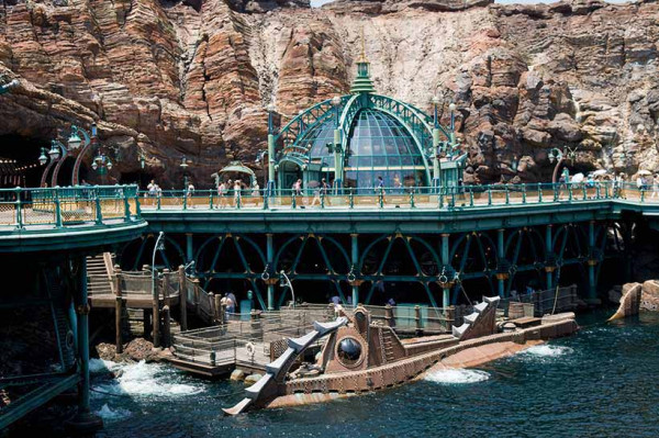 第3位:東京迪士尼海洋(圖片來源:Facebook@東京ディズニーリゾート) 第3位:東京迪士尼海洋(圖片來源:Facebook@東京ディズニーリゾート)