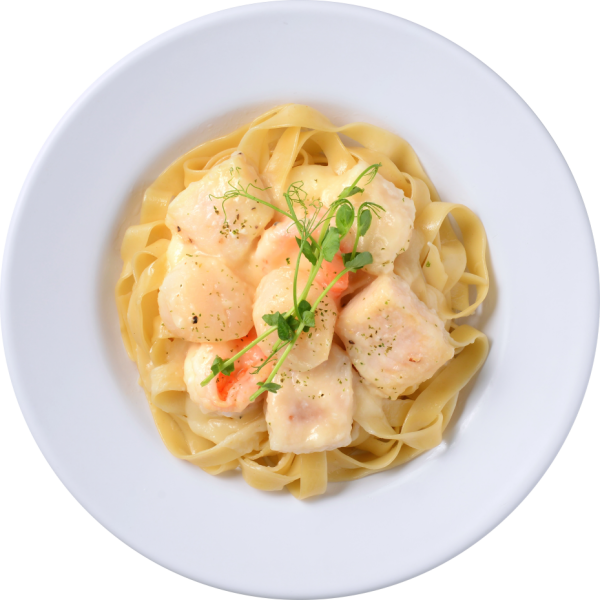 IKEA推出6月限定菜式 全新燒鴨胸配紅咖喱／ 海鮮扁意粉配芝士忌廉汁／ 迷你沙律套餐