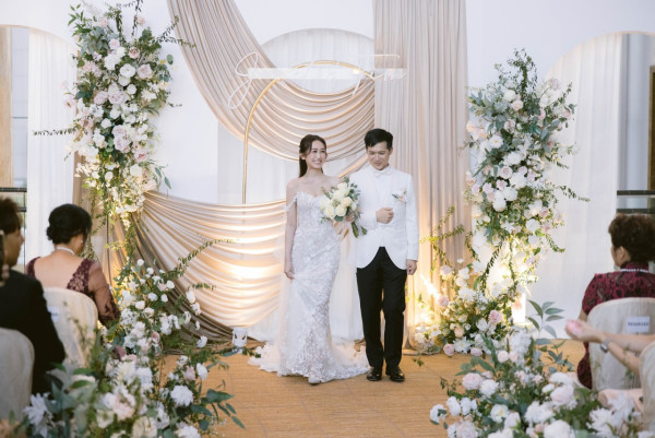 TVB新聞女神低調產子貼BB相報喜 榮升新手媽媽：「你自己挑了日子出生」