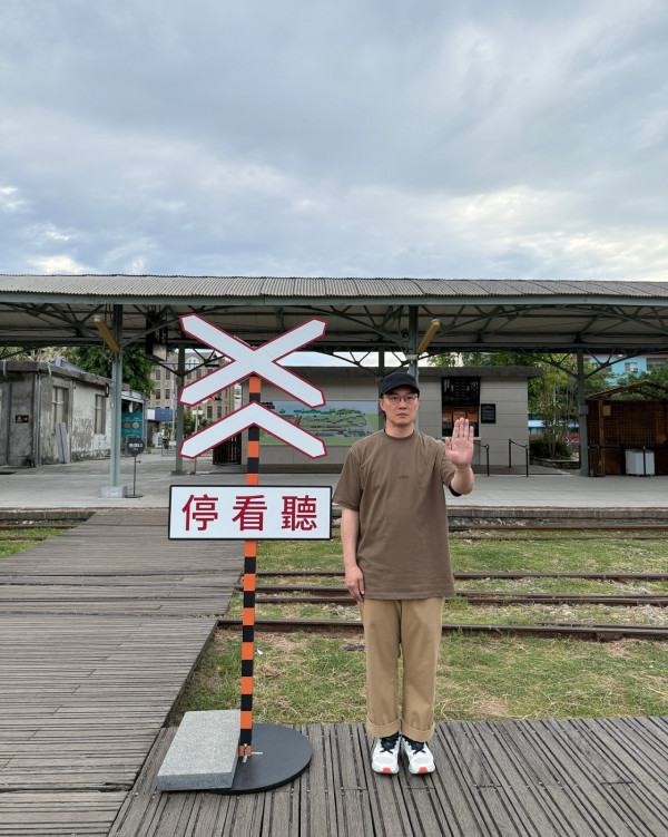 陳奕迅Eason遊高雄帶紅手搖飲品店！意外令一物成打卡景點 Google Maps都搵到 