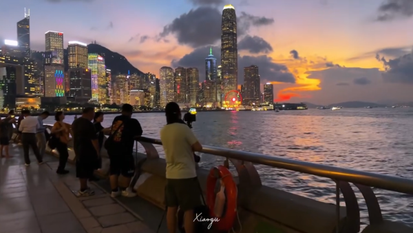 台灣女生遊香港遇一幕！驚嘆比日本韓國更美 港人認同讚世一