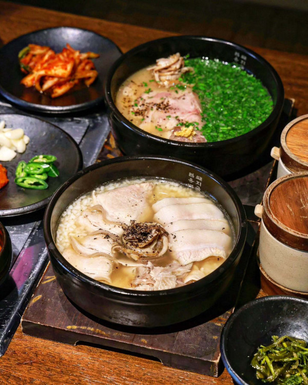 韓國人氣湯飯Um Yong Baek正式登陸香港！密陽式豬肉湯飯／SEVENTEEN珉奎都食過 (即睇餐廳選址)
