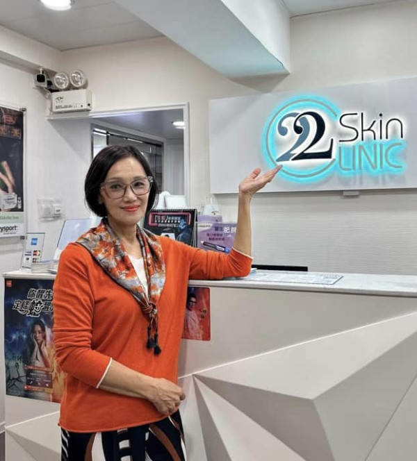 「隱形富婆」韓馬利豪宅大屋曝光！擺滿玉石古董珍藏字畫 真係「大姐書香世代」