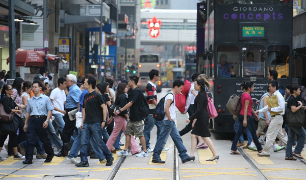 居內地10年港人揭中港2大「移動邏輯」分別，圖片來源︰HKET圖片庫。